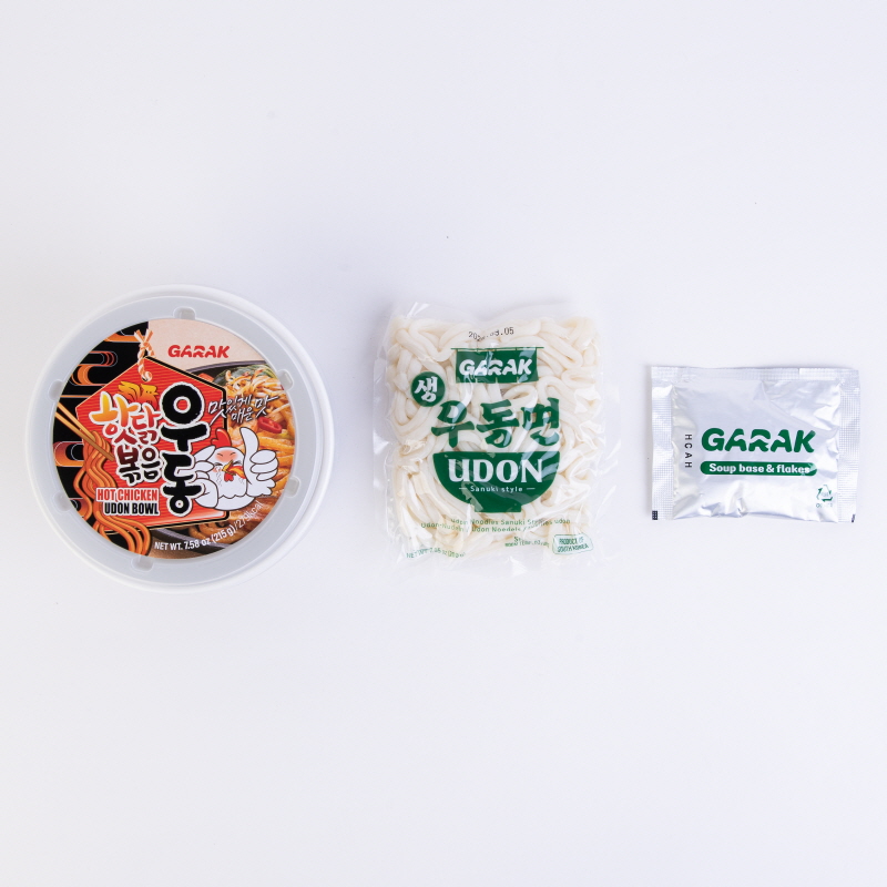 GARAK Hot Chicken Flavor Udon Bowl 215g x 12